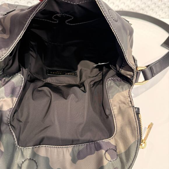 Best Price‼️Marc Jacobs Preppy Natasha Nylon Crossbody 4S5HSMS034H02 Unisex - Picture 5 of 14